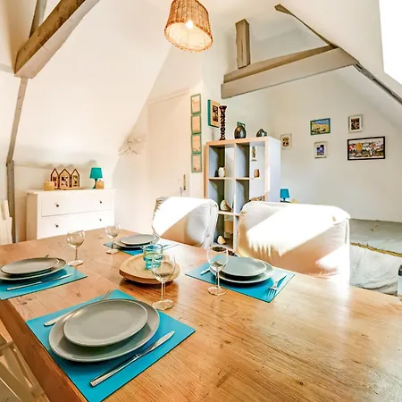 Romantic Escape In Normandy *