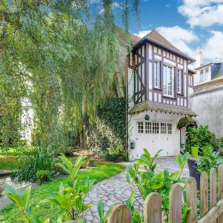 Romantic Escape In Normandy *